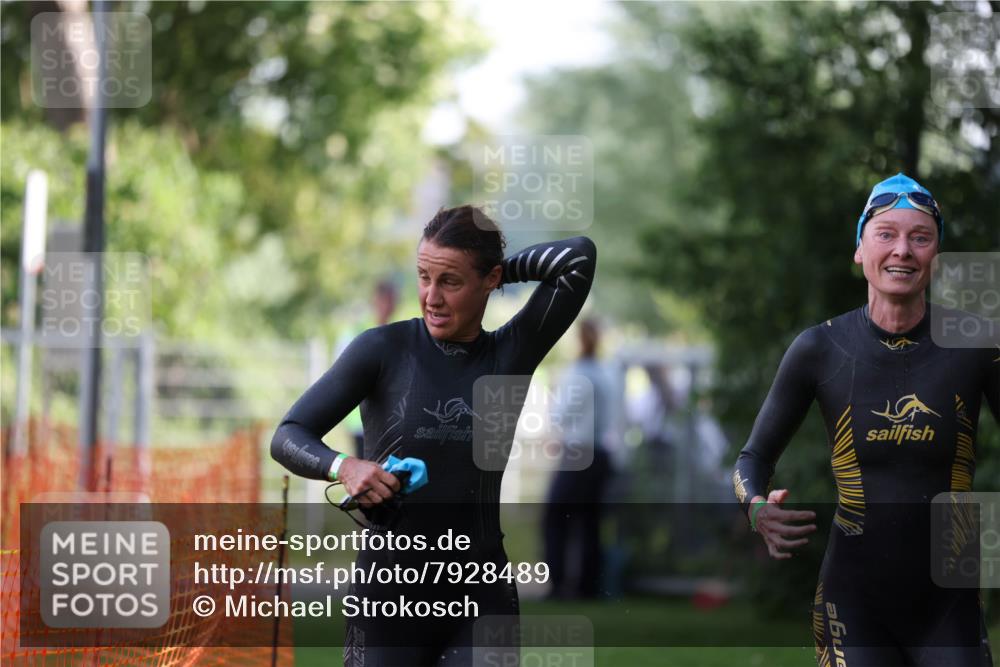 15.06.2025 - 7 Türme Triathlon Michael Strokosch http://msf.ph/oto/7928489 15.06.2025 09:18:20 Schwimmen 113, 114, 115 meine-sportfotos.de
