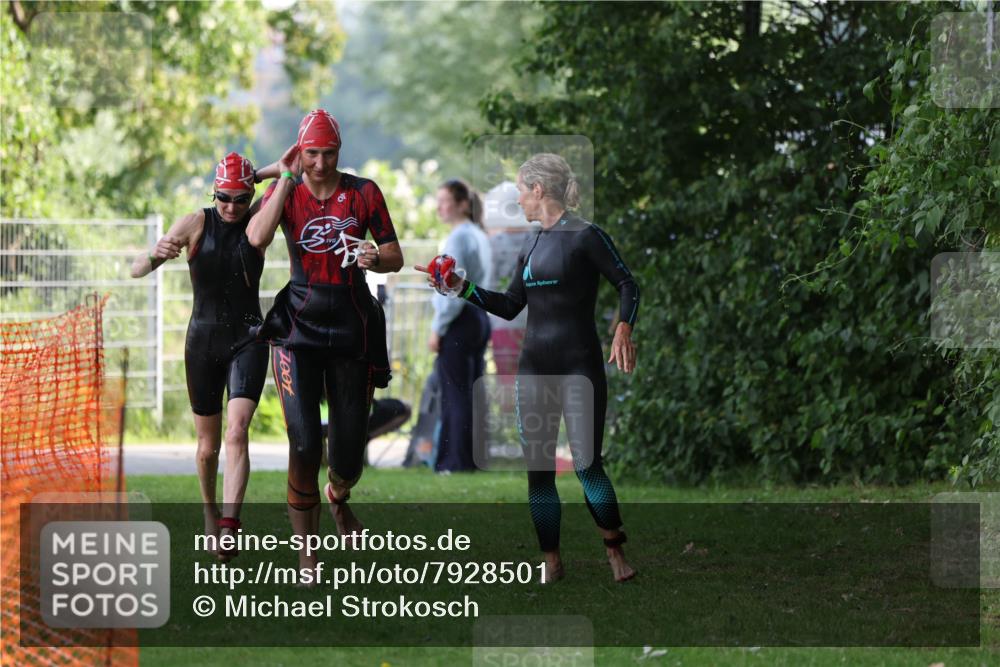15.06.2025 - 7 Türme Triathlon Michael Strokosch http://msf.ph/oto/7928501 15.06.2025 09:19:20 Schwimmen 27, 30, 89, 90, 91 meine-sportfotos.de
