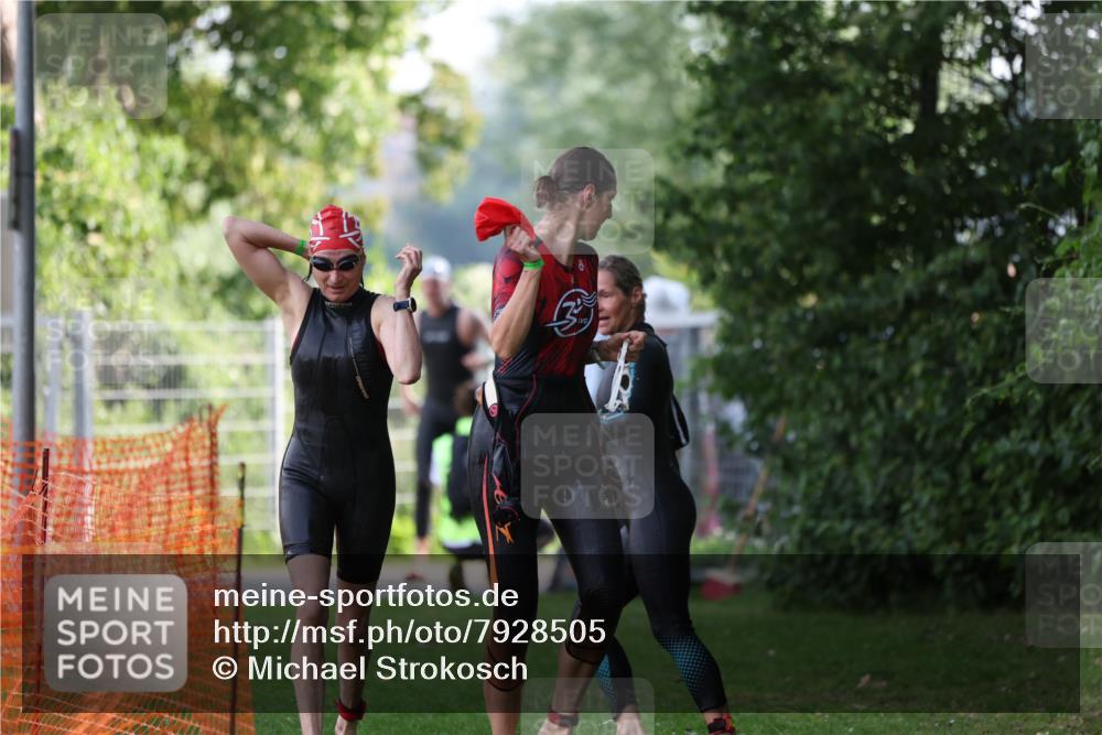 15.06.2025 - 7 Türme Triathlon Michael Strokosch http://msf.ph/oto/7928505 15.06.2025 09:19:22 Schwimmen 27, 30, 89, 90, 91 meine-sportfotos.de