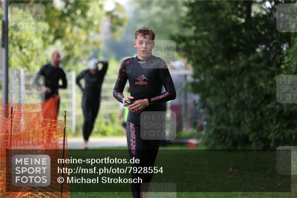 15.06.2025 - 7 Türme Triathlon Michael Strokosch http://msf.ph/oto/7928554 15.06.2025 09:19:52 Schwimmen 26, 28, 31, 32, 33, 34, 35, 74 meine-sportfotos.de