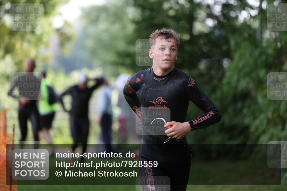 15.06.2025 - 7 Türme Triathlon Michael Strokosch http://msf.ph/oto/7928559 15.06.2025 09:19:53 Schwimmen 26, 28, 31, 32, 33, 34, 35, 74 meine-sportfotos.de