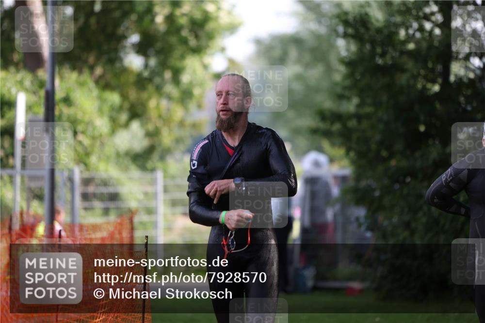 15.06.2025 - 7 Türme Triathlon Michael Strokosch http://msf.ph/oto/7928570 15.06.2025 09:19:57 Schwimmen 26, 28, 31, 32, 33, 34, 35, 74 meine-sportfotos.de