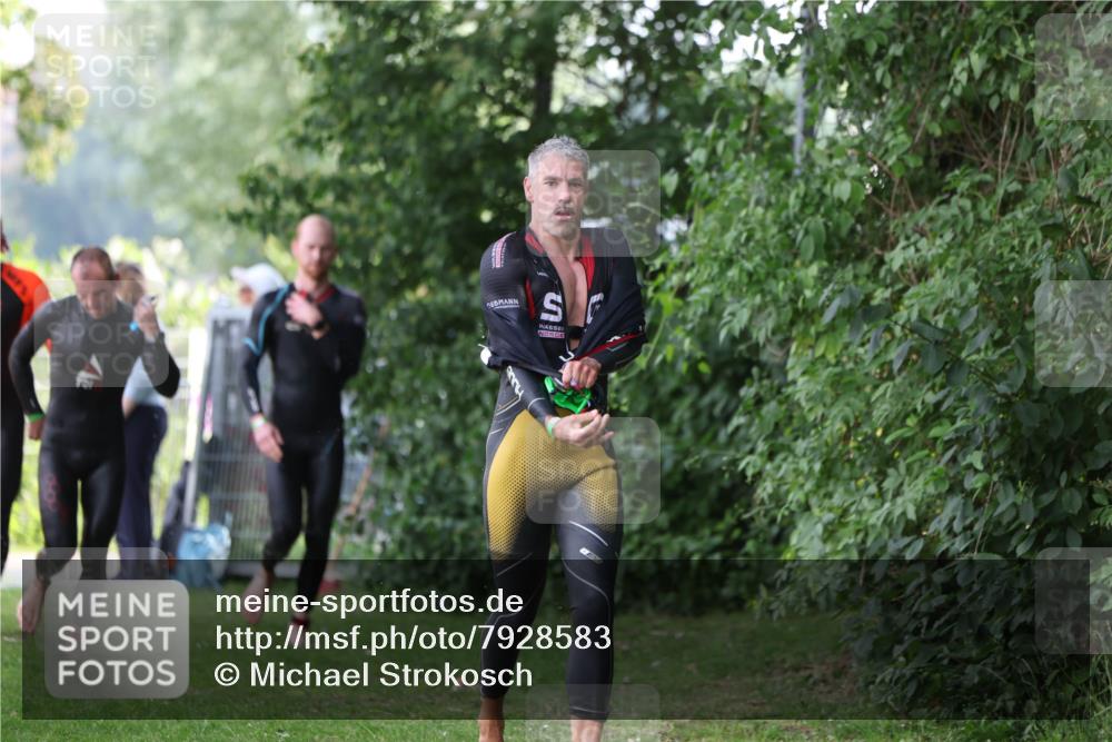 15.06.2025 - 7 Türme Triathlon Michael Strokosch http://msf.ph/oto/7928583 15.06.2025 09:20:06 Schwimmen 28, 32, 33, 34, 35, 74 meine-sportfotos.de