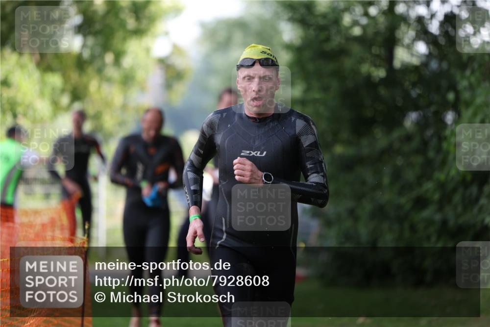 15.06.2025 - 7 Türme Triathlon Michael Strokosch http://msf.ph/oto/7928608 15.06.2025 09:20:24 Schwimmen 29, 71, 72, 73, 75, 76, 80, 88, 96 meine-sportfotos.de