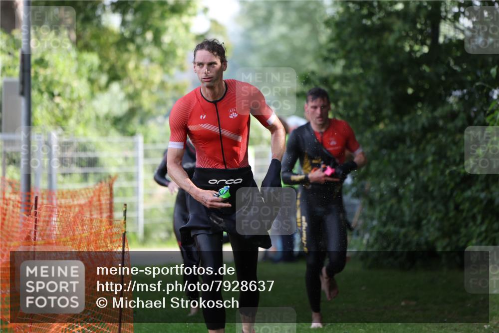 15.06.2025 - 7 Türme Triathlon Michael Strokosch http://msf.ph/oto/7928637 15.06.2025 09:20:35 Schwimmen 29, 71, 72, 73, 75, 76, 78, 80, 85, 87, 88, 96 meine-sportfotos.de