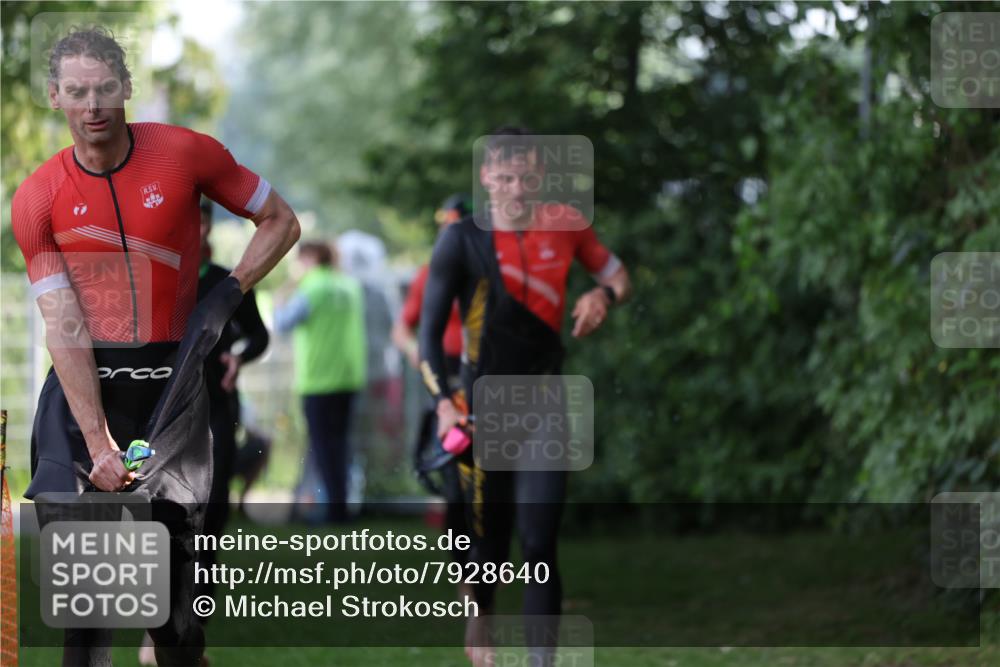 15.06.2025 - 7 Türme Triathlon Michael Strokosch http://msf.ph/oto/7928640 15.06.2025 09:20:36 Schwimmen 29, 71, 72, 73, 75, 76, 78, 80, 85, 87, 88, 96 meine-sportfotos.de