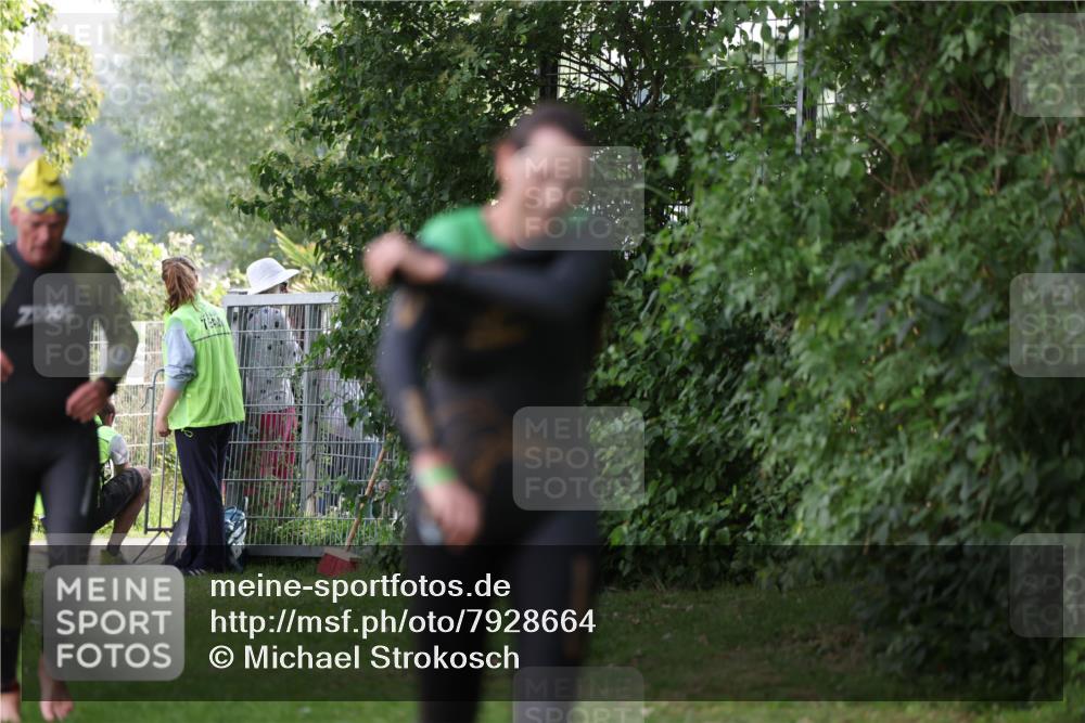 15.06.2025 - 7 Türme Triathlon Michael Strokosch http://msf.ph/oto/7928664 15.06.2025 09:20:46 Schwimmen 71, 72, 73, 75, 78, 85, 87, 88 meine-sportfotos.de