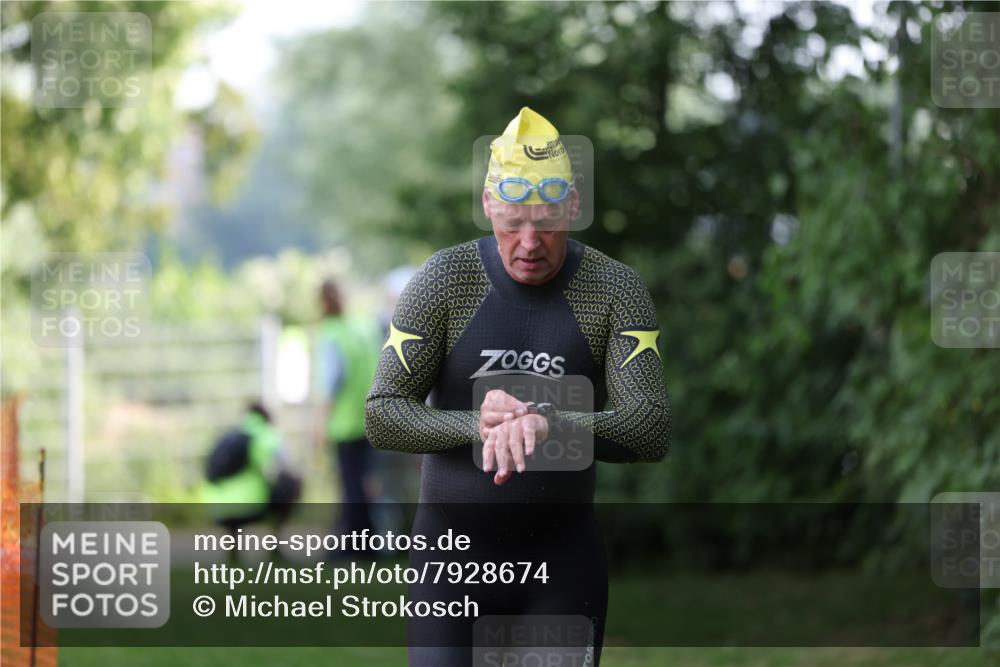 15.06.2025 - 7 Türme Triathlon Michael Strokosch http://msf.ph/oto/7928674 15.06.2025 09:20:49 Schwimmen 71, 75, 78, 85, 87, 88 meine-sportfotos.de