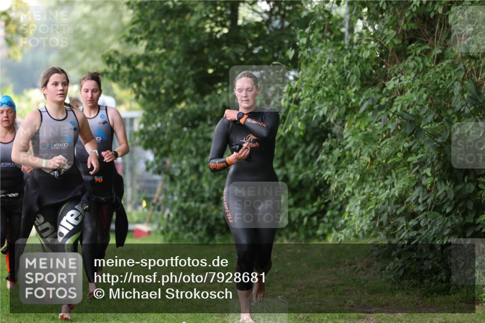 15.06.2025 - 7 Türme Triathlon Michael Strokosch http://msf.ph/oto/7928681 15.06.2025 09:21:07 Schwimmen 109, 110, 111, 112, 121, 122, 123, 124 meine-sportfotos.de