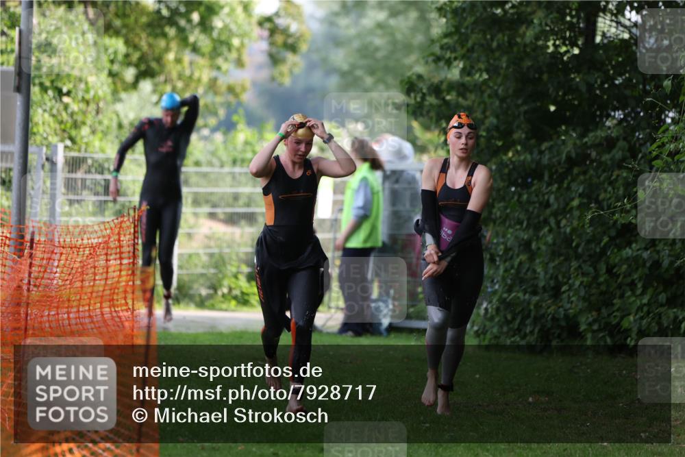 15.06.2025 - 7 Türme Triathlon Michael Strokosch http://msf.ph/oto/7928717 15.06.2025 09:21:39 Schwimmen 6, 7, 61, 65, 93, 94, 95 meine-sportfotos.de
