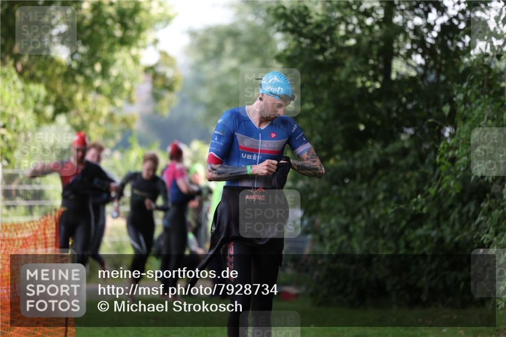 15.06.2025 - 7 Türme Triathlon Michael Strokosch http://msf.ph/oto/7928734 15.06.2025 09:21:49 Schwimmen 6, 7, 36, 61, 63, 65, 93, 95, 117, 118, 119 meine-sportfotos.de
