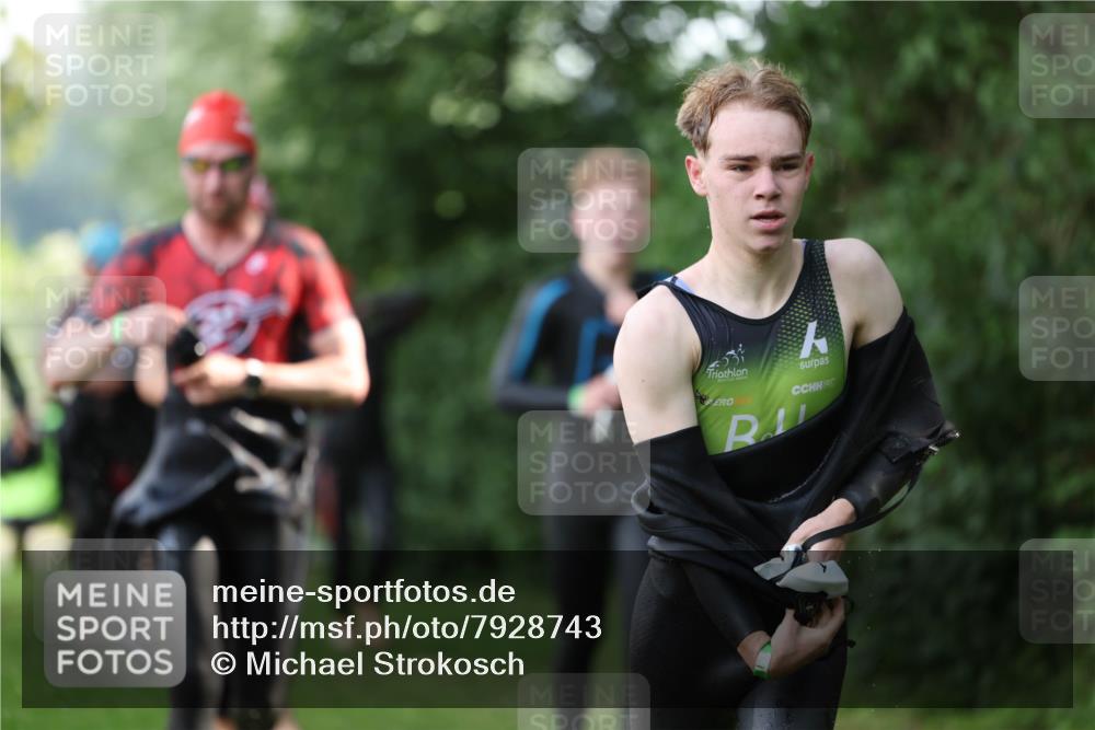 15.06.2025 - 7 Türme Triathlon Michael Strokosch http://msf.ph/oto/7928743 15.06.2025 09:21:54 Schwimmen 6, 7, 9, 36, 61, 63, 65, 117, 118, 119 meine-sportfotos.de