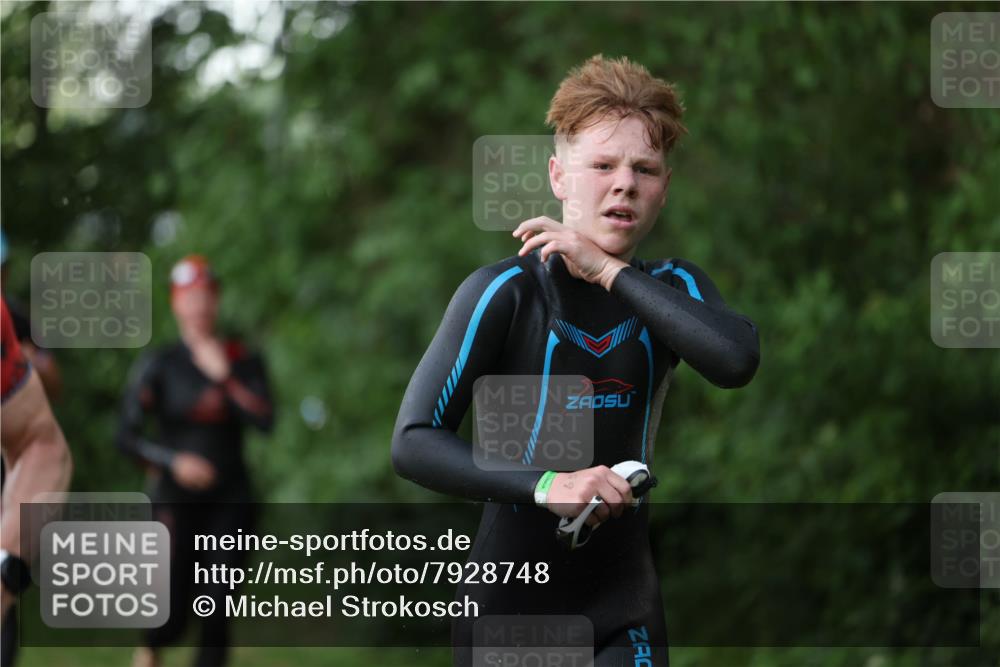 15.06.2025 - 7 Türme Triathlon Michael Strokosch http://msf.ph/oto/7928748 15.06.2025 09:21:56 Schwimmen 6, 7, 9, 36, 61, 63, 65, 117, 118, 119 meine-sportfotos.de