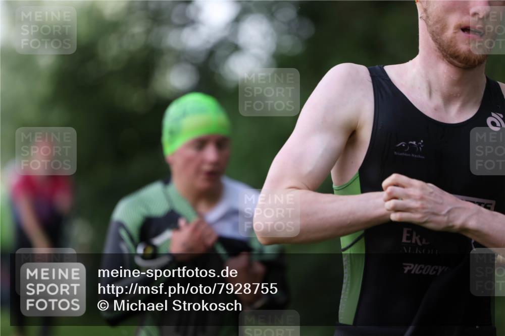 15.06.2025 - 7 Türme Triathlon Michael Strokosch http://msf.ph/oto/7928755 15.06.2025 09:22:00 Schwimmen 6, 7, 9, 36, 61, 62, 63, 65, 117, 118, 119 meine-sportfotos.de