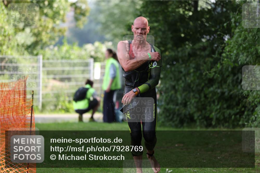 15.06.2025 - 7 Türme Triathlon Michael Strokosch http://msf.ph/oto/7928769 15.06.2025 09:22:11 Schwimmen 9, 38, 62, 64, 117, 118, 119 meine-sportfotos.de