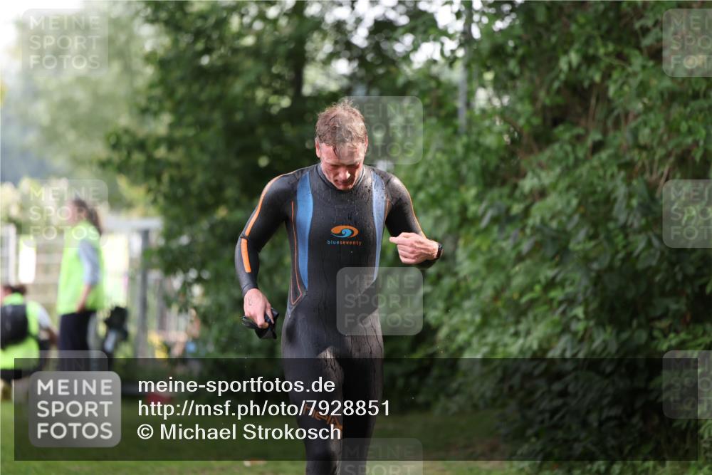 15.06.2025 - 7 Türme Triathlon Michael Strokosch http://msf.ph/oto/7928851 15.06.2025 09:23:47 Schwimmen 18, 46, 47, 48, 49 meine-sportfotos.de