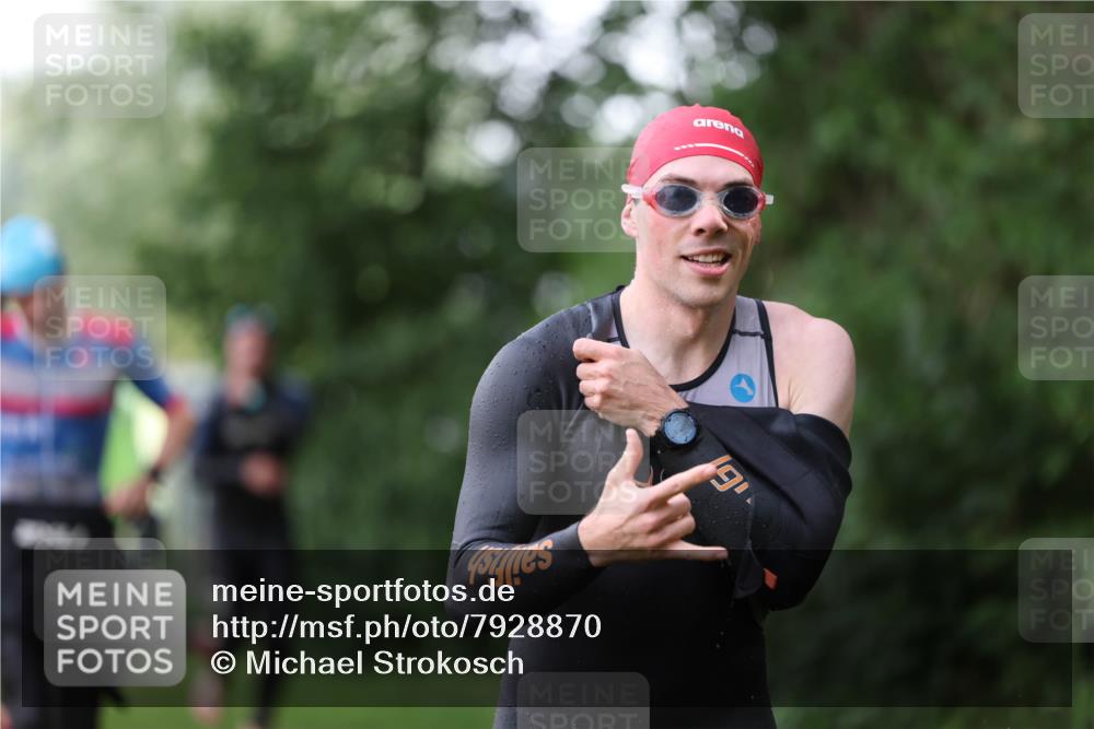 15.06.2025 - 7 Türme Triathlon Michael Strokosch http://msf.ph/oto/7928870 15.06.2025 09:24:13 Schwimmen 1, 17, 20, 39, 40 meine-sportfotos.de