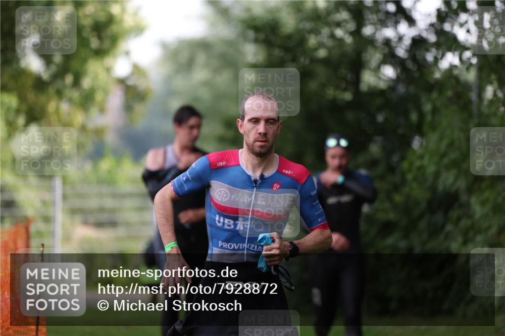 15.06.2025 - 7 Türme Triathlon Michael Strokosch http://msf.ph/oto/7928872 15.06.2025 09:24:14 Schwimmen 1, 17, 20, 39, 40 meine-sportfotos.de