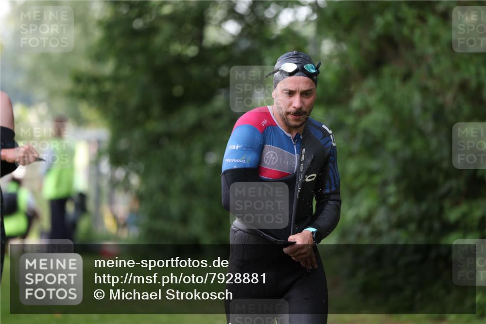 15.06.2025 - 7 Türme Triathlon Michael Strokosch http://msf.ph/oto/7928881 15.06.2025 09:24:17 Schwimmen 1, 17, 20, 39, 40 meine-sportfotos.de