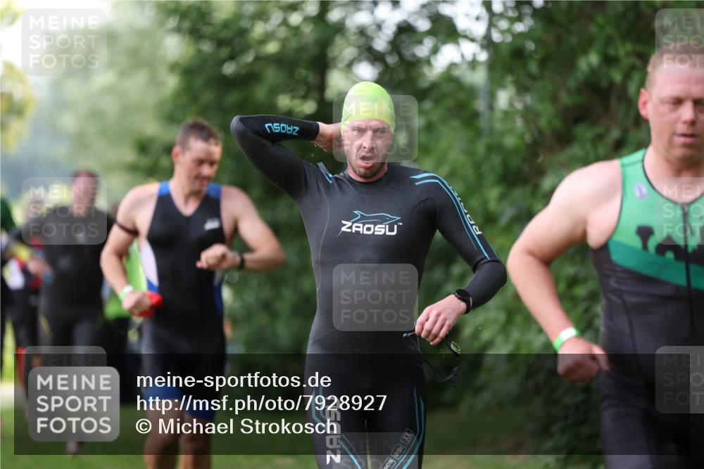 15.06.2025 - 7 Türme Triathlon Michael Strokosch http://msf.ph/oto/7928927 15.06.2025 09:25:27 Schwimmen 16, 56, 57, 58, 59, 60 meine-sportfotos.de