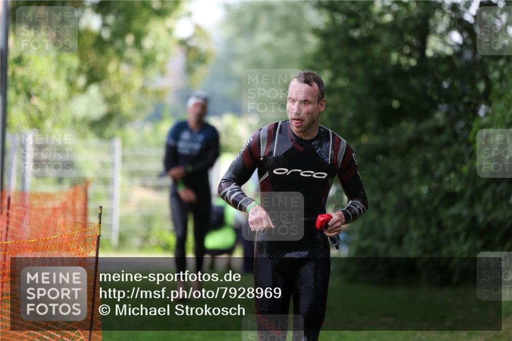 15.06.2025 - 7 Türme Triathlon Michael Strokosch http://msf.ph/oto/7928969 15.06.2025 09:25:52 Schwimmen 2, 4, 19, 41, 42, 44, 45, 77 meine-sportfotos.de