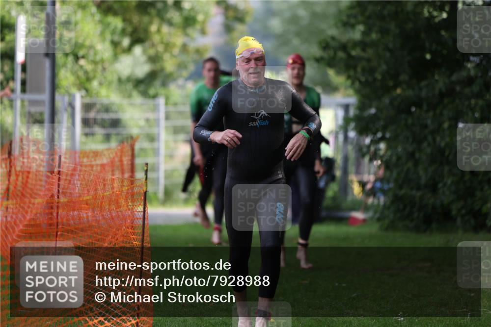 15.06.2025 - 7 Türme Triathlon Michael Strokosch http://msf.ph/oto/7928988 15.06.2025 09:26:04 Schwimmen 2, 4, 19, 41, 42, 44, 45, 66, 67, 68, 69, 70 meine-sportfotos.de