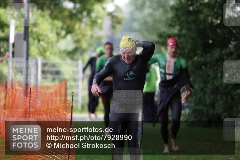 15.06.2025 - 7 Türme Triathlon Michael Strokosch http://msf.ph/oto/7928990 15.06.2025 09:26:04 Schwimmen 2, 4, 19, 41, 42, 44, 45, 66, 67, 68, 69, 70 meine-sportfotos.de