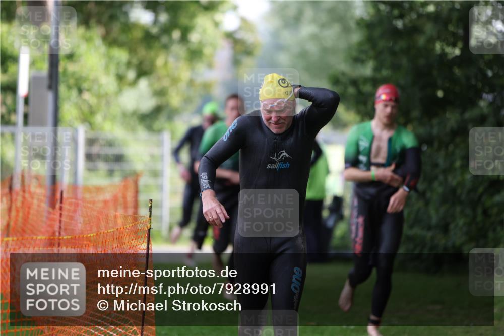 15.06.2025 - 7 Türme Triathlon Michael Strokosch http://msf.ph/oto/7928991 15.06.2025 09:26:05 Schwimmen 2, 4, 19, 41, 42, 44, 45, 66, 67, 68, 69, 70 meine-sportfotos.de