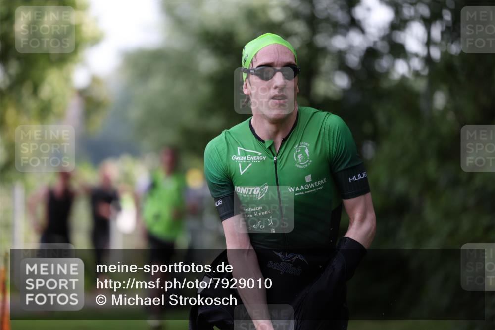 15.06.2025 - 7 Türme Triathlon Michael Strokosch http://msf.ph/oto/7929010 15.06.2025 09:26:10 Schwimmen 4, 41, 42, 44, 45, 66, 67, 68, 69, 70 meine-sportfotos.de