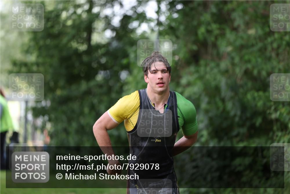 15.06.2025 - 7 Türme Triathlon Michael Strokosch http://msf.ph/oto/7929078 15.06.2025 09:27:01 Schwimmen 5, 53, 54, 55 meine-sportfotos.de