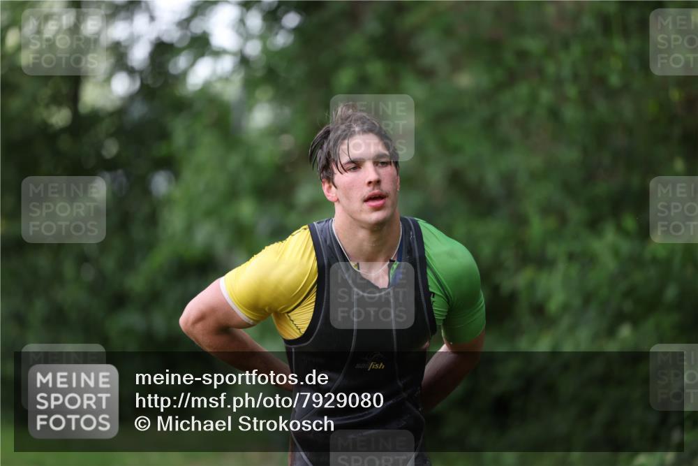 15.06.2025 - 7 Türme Triathlon Michael Strokosch http://msf.ph/oto/7929080 15.06.2025 09:27:01 Schwimmen 5, 53, 54, 55 meine-sportfotos.de