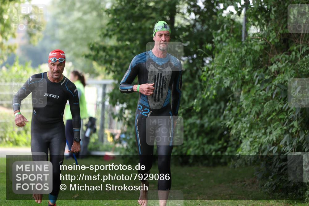 15.06.2025 - 7 Türme Triathlon Michael Strokosch http://msf.ph/oto/7929086 15.06.2025 09:27:05 Schwimmen 5, 53, 54, 55 meine-sportfotos.de