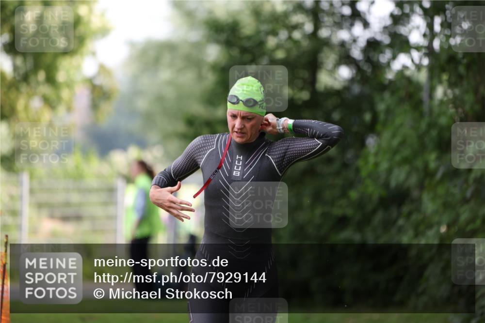 15.06.2025 - 7 Türme Triathlon Michael Strokosch http://msf.ph/oto/7929144 15.06.2025 09:28:52 Schwimmen 132 meine-sportfotos.de