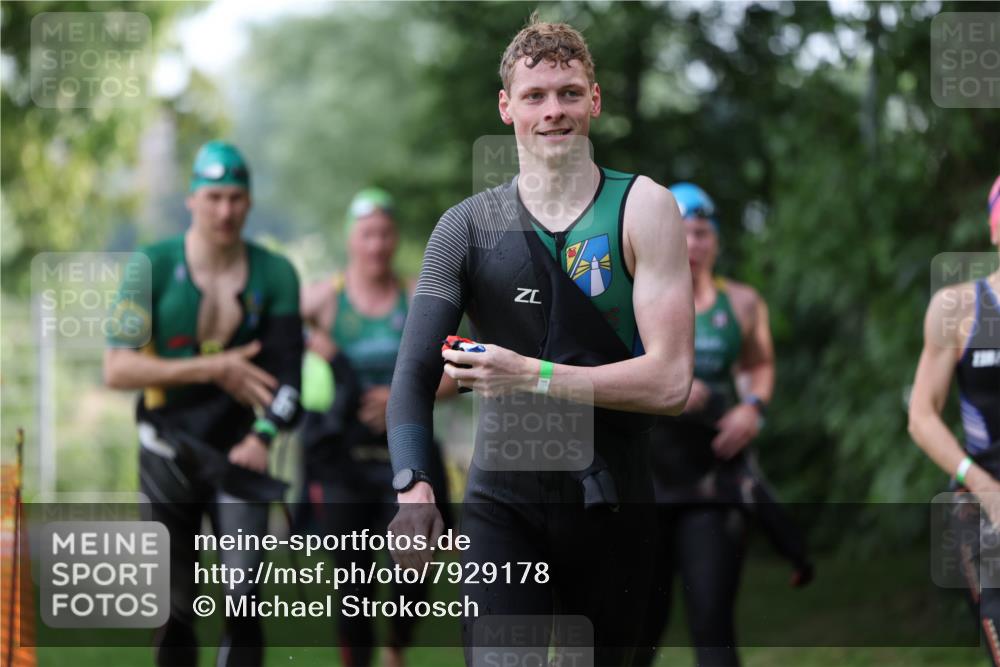 15.06.2025 - 7 Türme Triathlon Michael Strokosch http://msf.ph/oto/7929178 15.06.2025 09:30:06 Schwimmen 149, 150, 151, 152, 153 meine-sportfotos.de