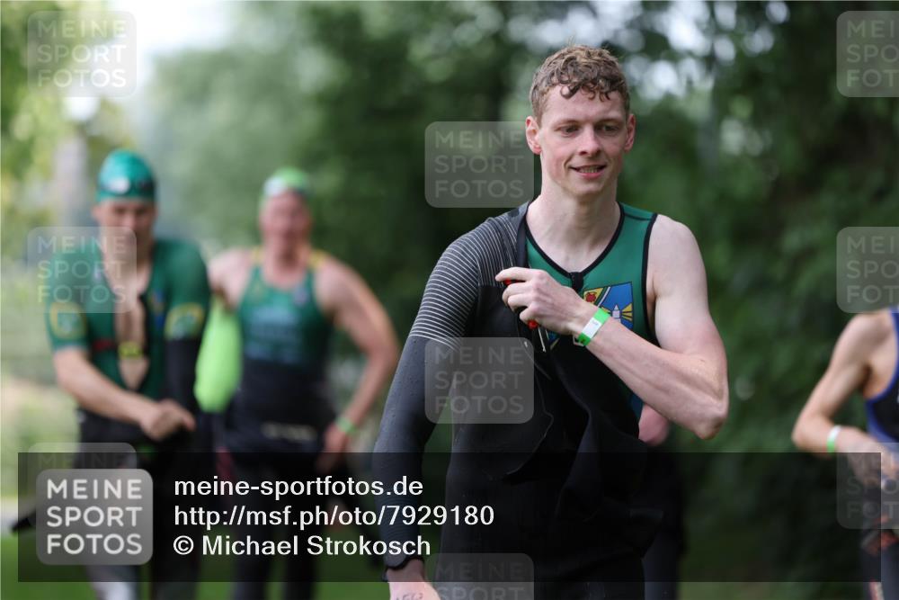 15.06.2025 - 7 Türme Triathlon Michael Strokosch http://msf.ph/oto/7929180 15.06.2025 09:30:07 Schwimmen 149, 150, 151, 152, 153 meine-sportfotos.de