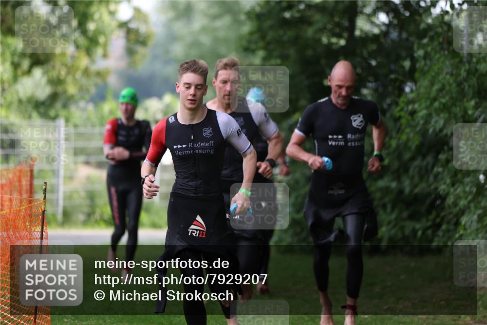 15.06.2025 - 7 Türme Triathlon Michael Strokosch http://msf.ph/oto/7929207 15.06.2025 09:30:59 Schwimmen 21, 22, 23, 24, 25, 156 meine-sportfotos.de