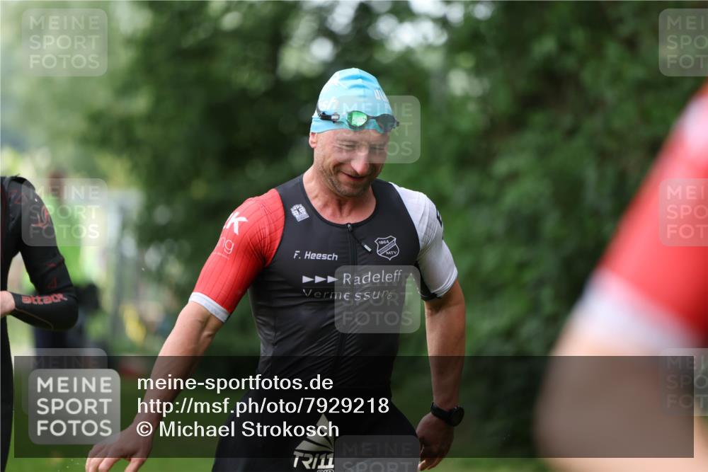 15.06.2025 - 7 Türme Triathlon Michael Strokosch http://msf.ph/oto/7929218 15.06.2025 09:31:02 Schwimmen 21, 22, 23, 24, 25 meine-sportfotos.de