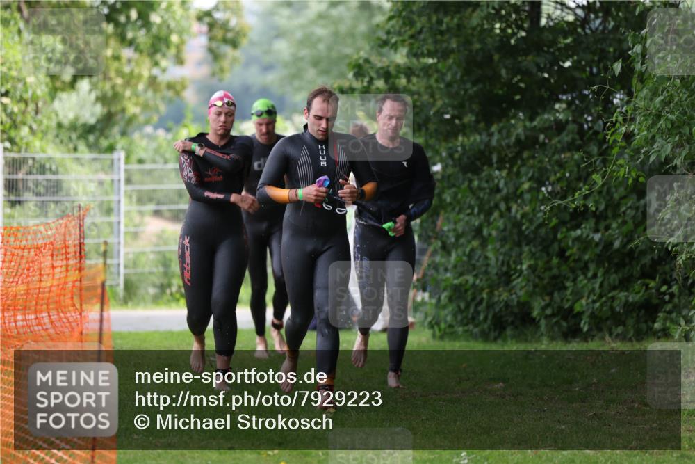15.06.2025 - 7 Türme Triathlon Michael Strokosch http://msf.ph/oto/7929223 15.06.2025 09:31:59 Schwimmen 130, 133, 134, 135 meine-sportfotos.de