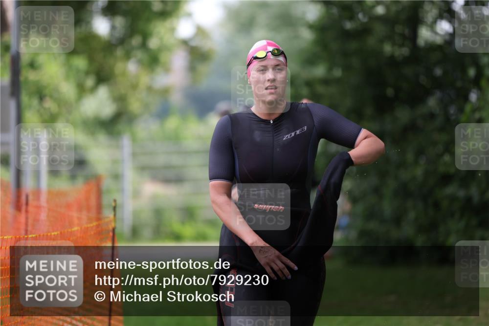 15.06.2025 - 7 Türme Triathlon Michael Strokosch http://msf.ph/oto/7929230 15.06.2025 09:32:03 Schwimmen 130, 133, 134, 135 meine-sportfotos.de