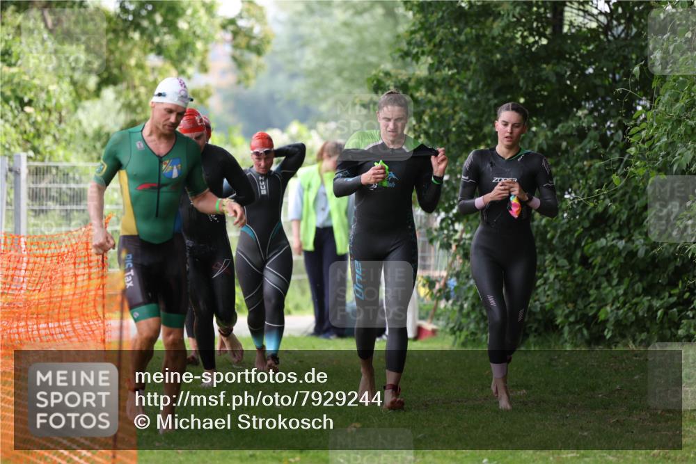 15.06.2025 - 7 Türme Triathlon Michael Strokosch http://msf.ph/oto/7929244 15.06.2025 09:33:10 Schwimmen 127, 128, 141, 142, 143, 144 meine-sportfotos.de