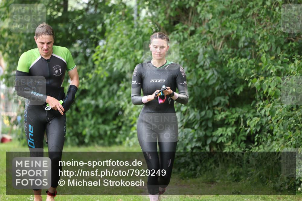 15.06.2025 - 7 Türme Triathlon Michael Strokosch http://msf.ph/oto/7929249 15.06.2025 09:33:12 Schwimmen 127, 128, 141, 142, 143, 144 meine-sportfotos.de