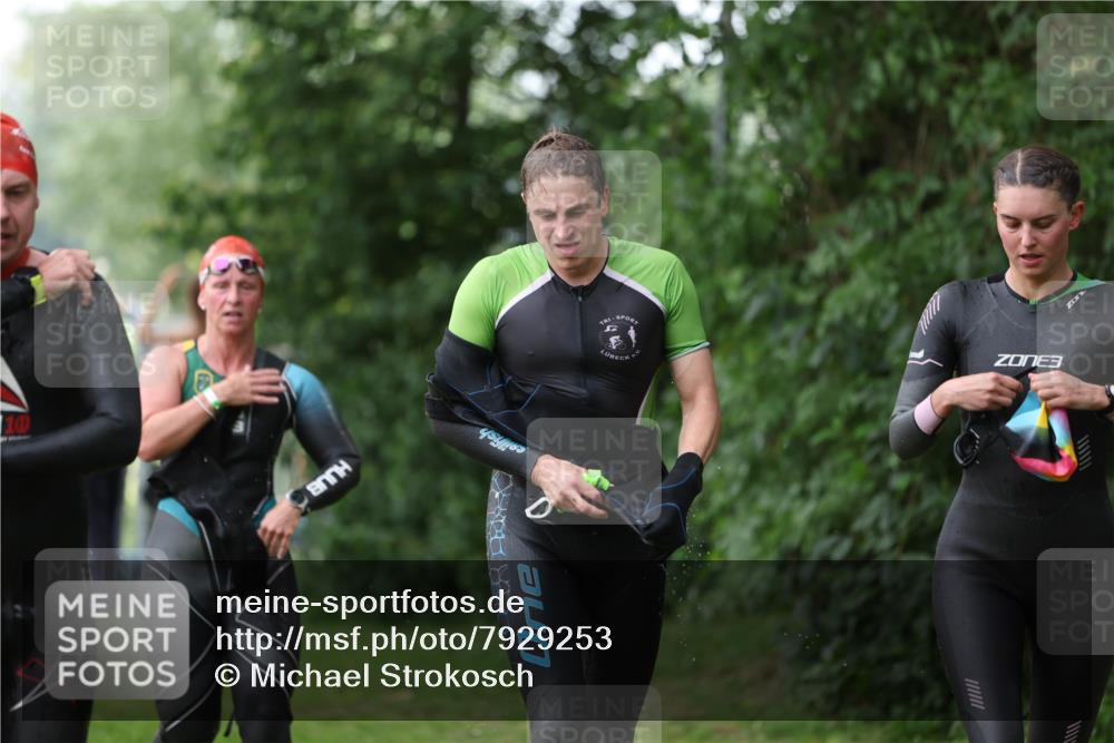 15.06.2025 - 7 Türme Triathlon Michael Strokosch http://msf.ph/oto/7929253 15.06.2025 09:33:14 Schwimmen 127, 128, 141, 142, 143, 144 meine-sportfotos.de