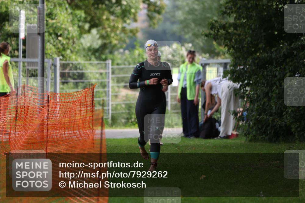 15.06.2025 - 7 Türme Triathlon Michael Strokosch http://msf.ph/oto/7929262 15.06.2025 09:33:38 Schwimmen 126, 139, 140 meine-sportfotos.de