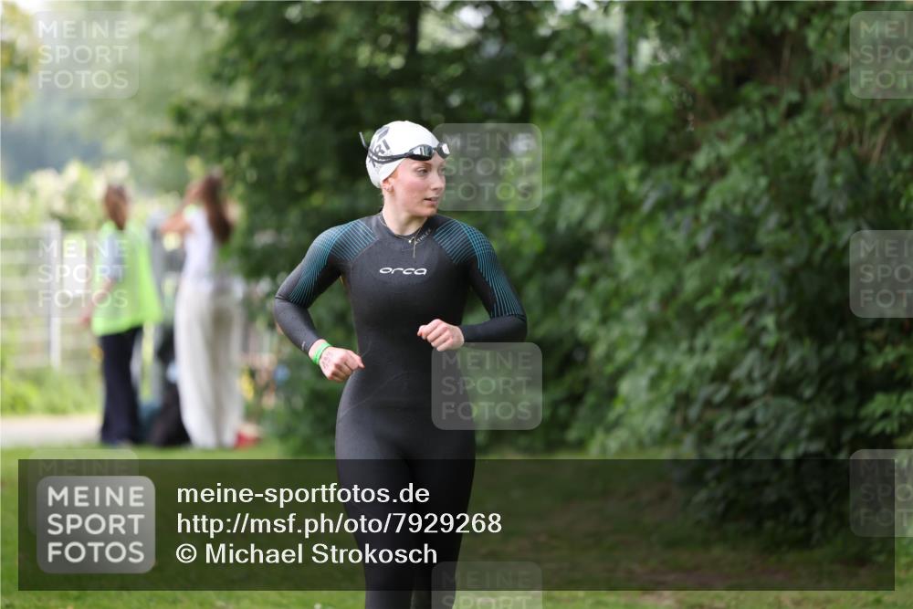 15.06.2025 - 7 Türme Triathlon Michael Strokosch http://msf.ph/oto/7929268 15.06.2025 09:33:44 Schwimmen 126, 139, 140 meine-sportfotos.de