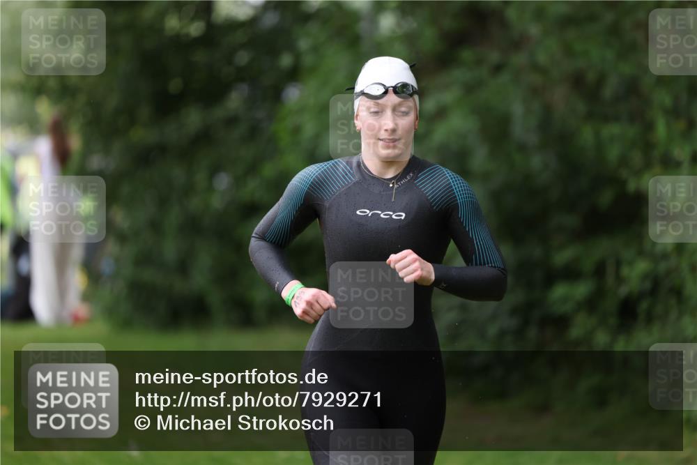 15.06.2025 - 7 Türme Triathlon Michael Strokosch http://msf.ph/oto/7929271 15.06.2025 09:33:46 Schwimmen 126, 139, 140 meine-sportfotos.de