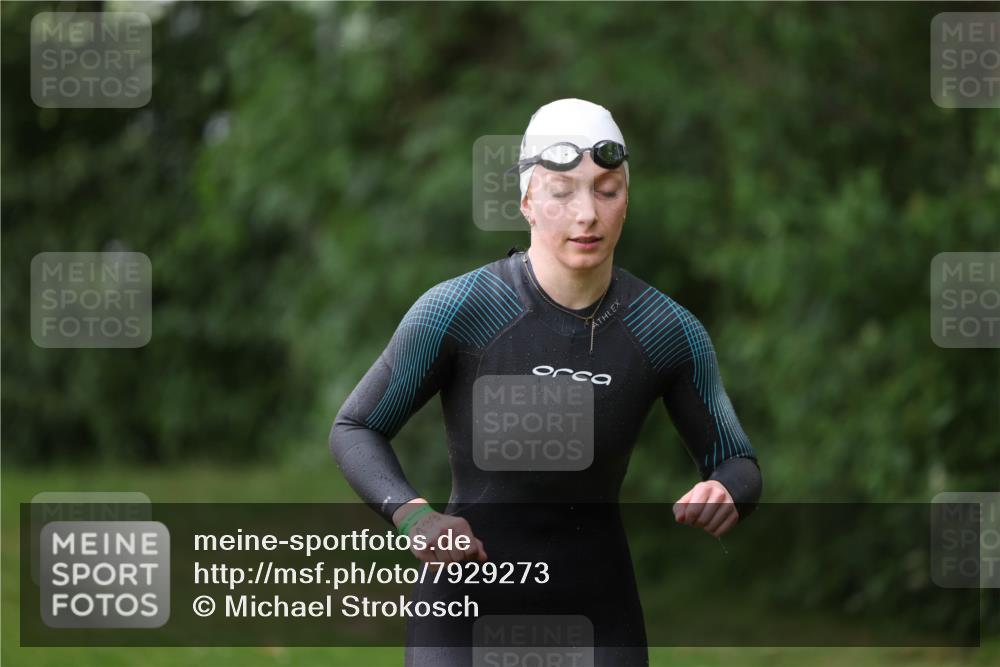 15.06.2025 - 7 Türme Triathlon Michael Strokosch http://msf.ph/oto/7929273 15.06.2025 09:33:46 Schwimmen 126, 139, 140 meine-sportfotos.de