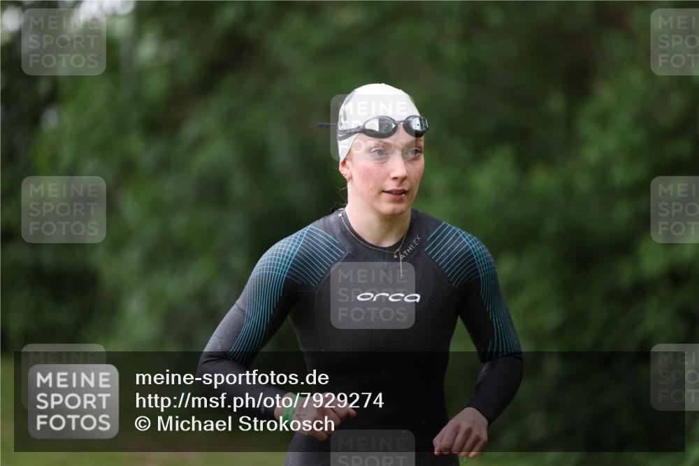 15.06.2025 - 7 Türme Triathlon Michael Strokosch http://msf.ph/oto/7929274 15.06.2025 09:33:47 Schwimmen 126, 139, 140 meine-sportfotos.de
