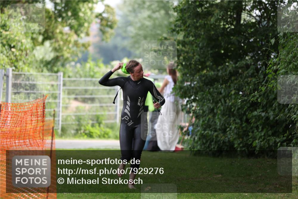 15.06.2025 - 7 Türme Triathlon Michael Strokosch http://msf.ph/oto/7929276 15.06.2025 09:33:50 Schwimmen 126, 139, 140 meine-sportfotos.de