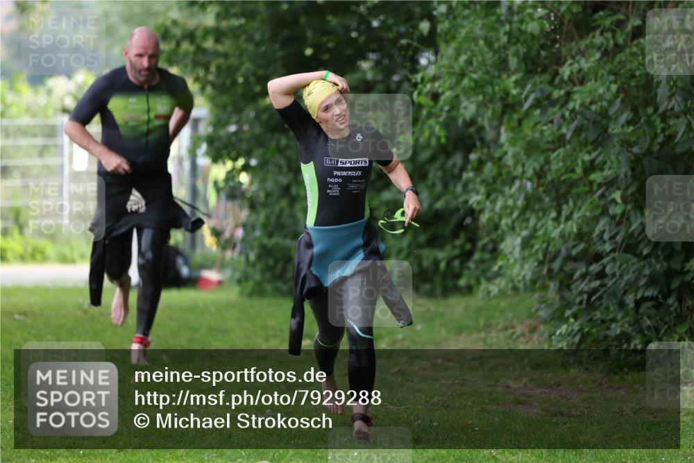 15.06.2025 - 7 Türme Triathlon Michael Strokosch http://msf.ph/oto/7929288 15.06.2025 09:34:13 Schwimmen 145, 146, 147, 148 meine-sportfotos.de