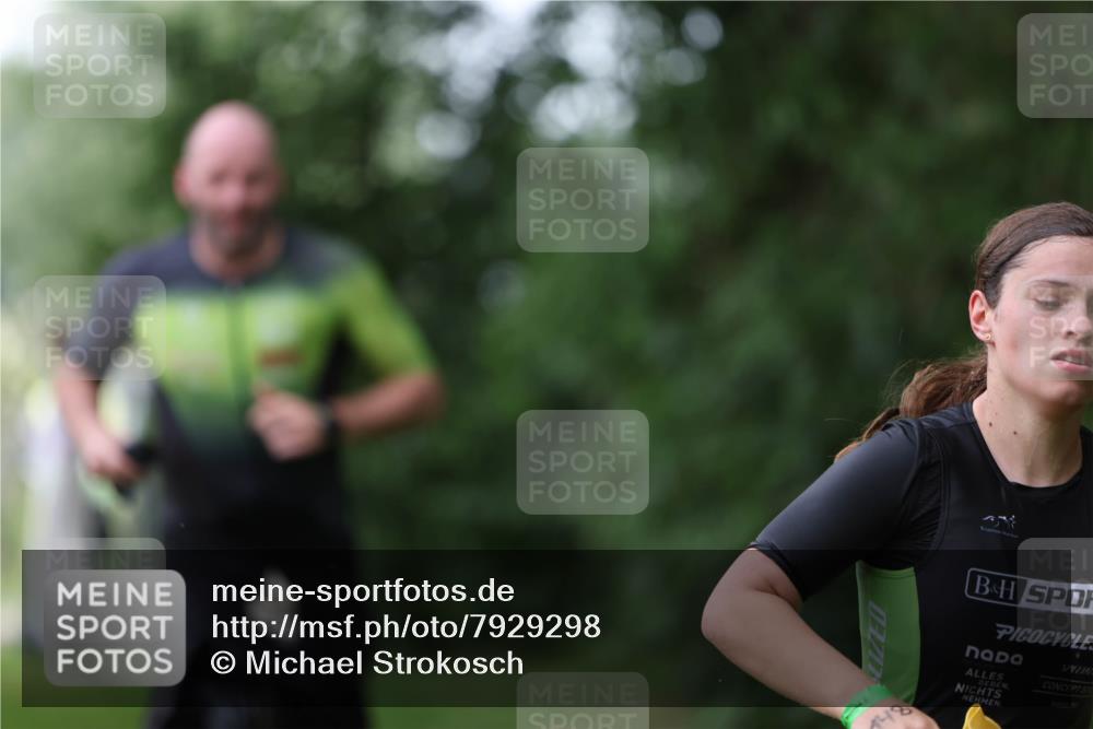 15.06.2025 - 7 Türme Triathlon Michael Strokosch http://msf.ph/oto/7929298 15.06.2025 09:34:16 Schwimmen 145, 146, 147, 148 meine-sportfotos.de